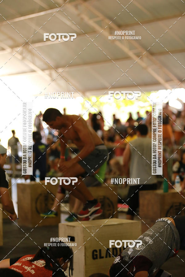 Achetez vos photos de l'vnementExtreme Games - Crossfit sur Fotop