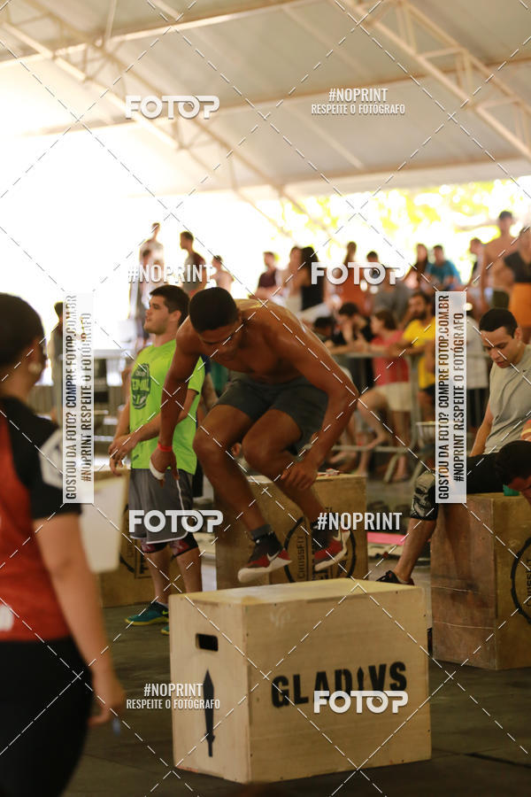 Achetez vos photos de l'vnementExtreme Games - Crossfit sur Fotop
