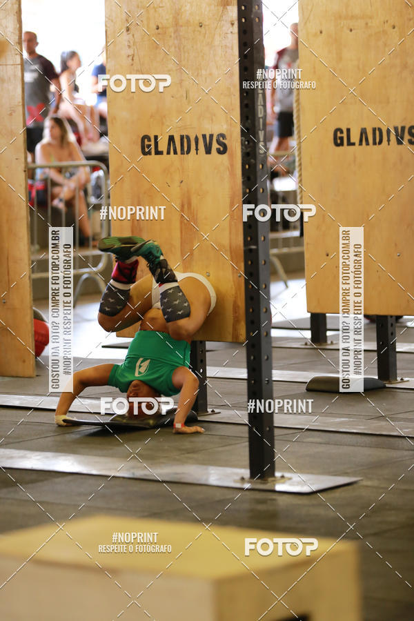 Achetez vos photos de l'vnementExtreme Games - Crossfit sur Fotop