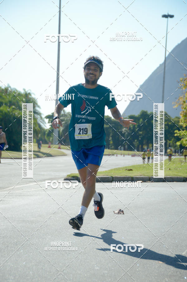 Buy your photos of the event30A CORRIDA DOS ENGENHEIROS E ARQUITETOS on Fotop