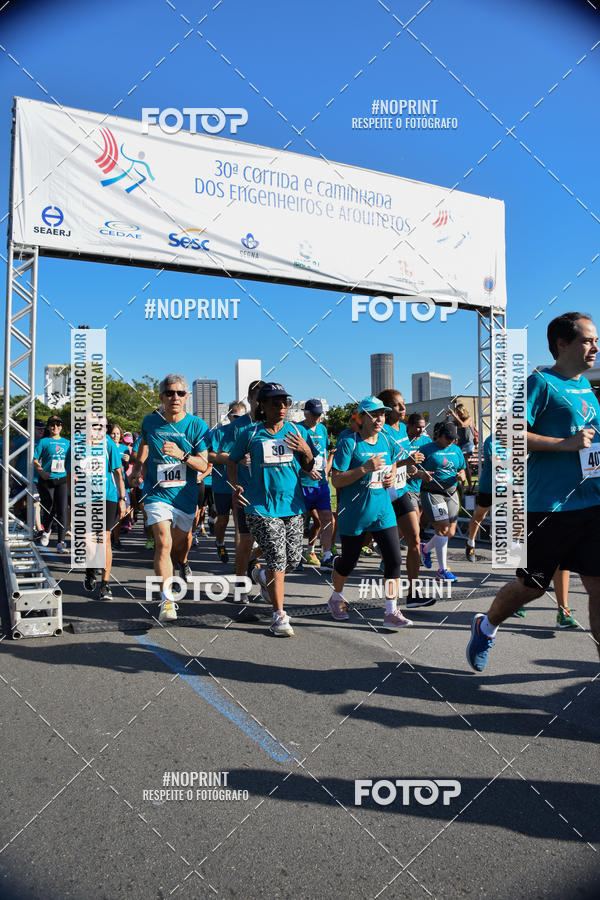 Buy your photos of the event30A CORRIDA DOS ENGENHEIROS E ARQUITETOS on Fotop