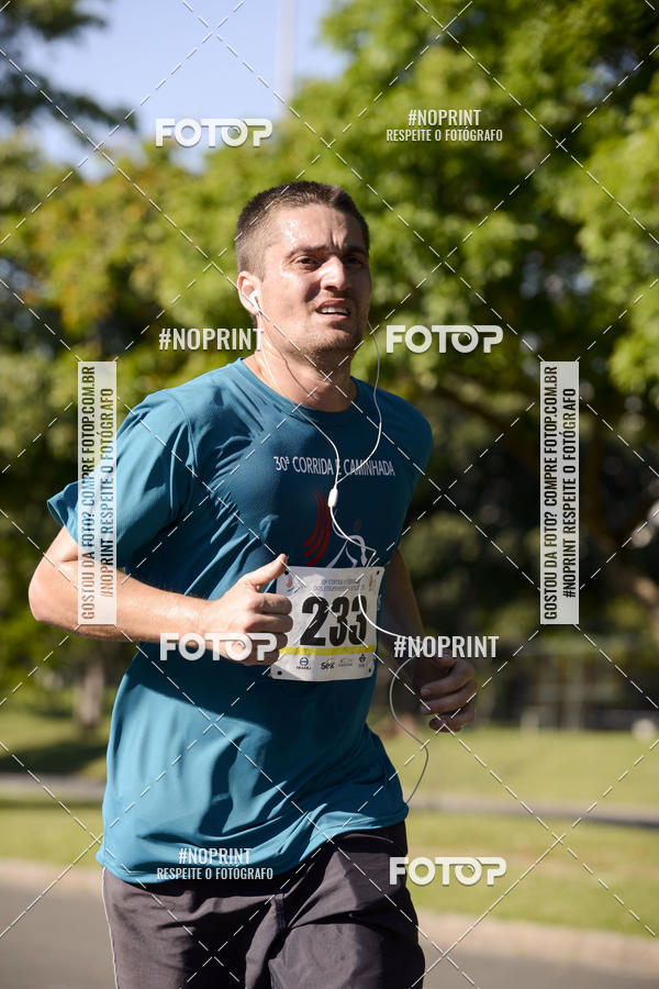 Buy your photos of the event30A CORRIDA DOS ENGENHEIROS E ARQUITETOS on Fotop