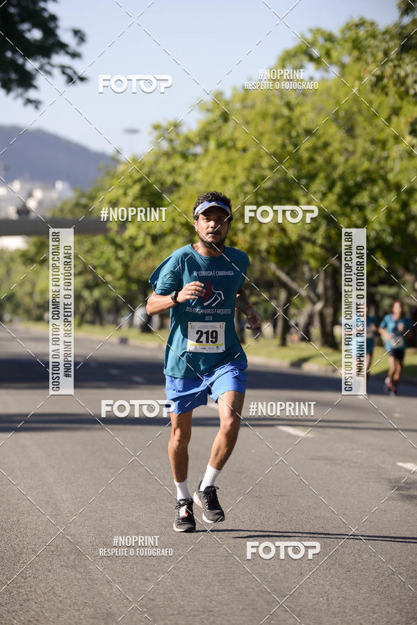 Buy your photos of the event30A CORRIDA DOS ENGENHEIROS E ARQUITETOS on Fotop