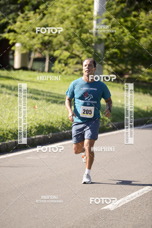 Buy your photos of the event30A CORRIDA DOS ENGENHEIROS E ARQUITETOS on Fotop