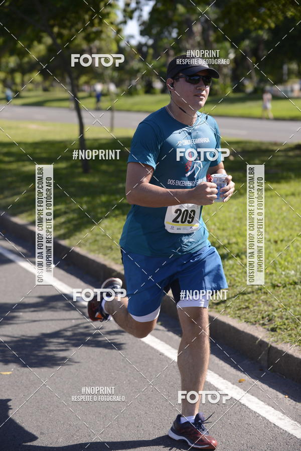Buy your photos of the event30A CORRIDA DOS ENGENHEIROS E ARQUITETOS on Fotop