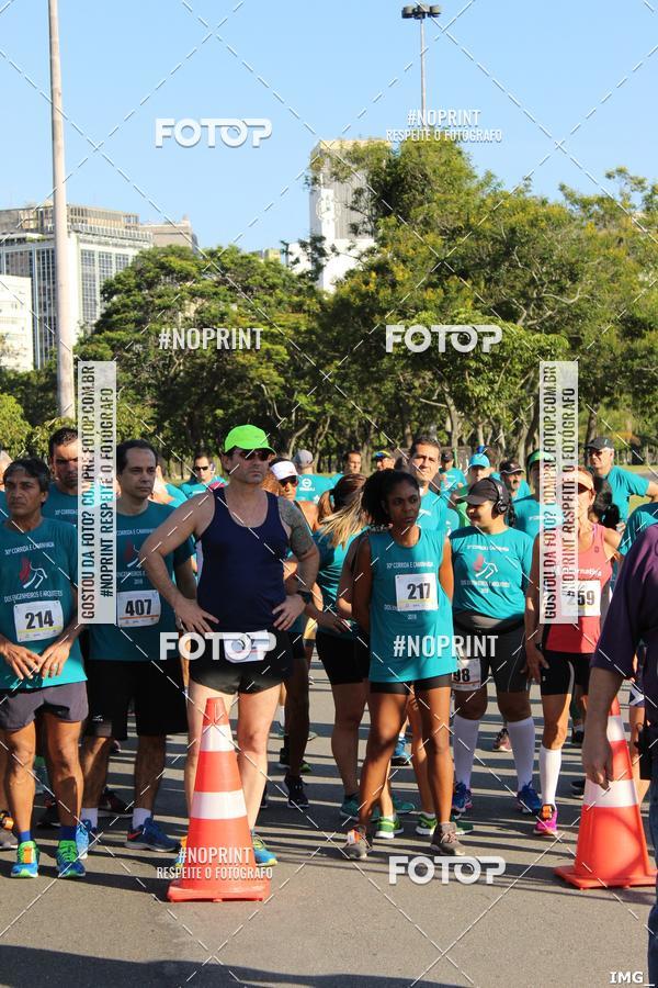 Buy your photos of the event30A CORRIDA DOS ENGENHEIROS E ARQUITETOS on Fotop