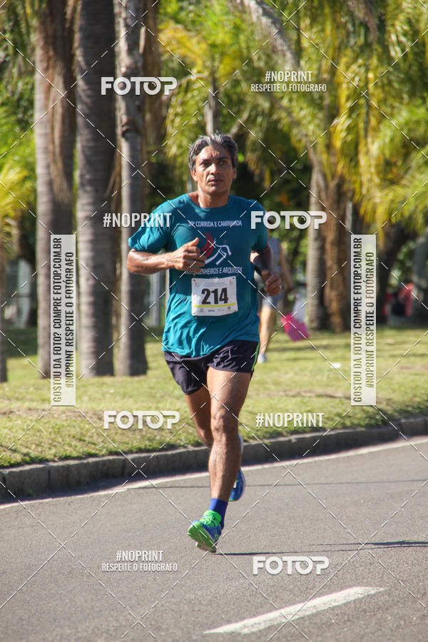 Buy your photos of the event30A CORRIDA DOS ENGENHEIROS E ARQUITETOS on Fotop