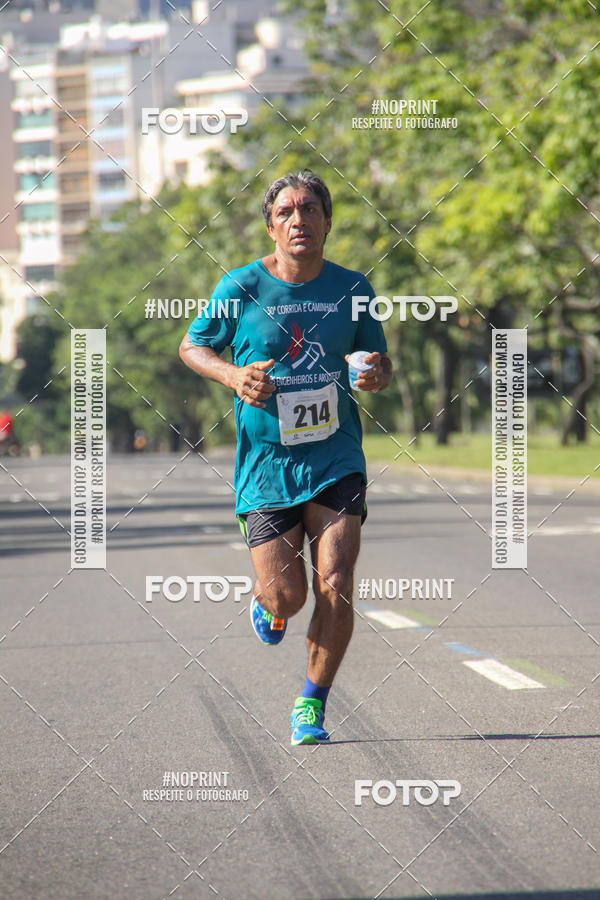 Buy your photos of the event30A CORRIDA DOS ENGENHEIROS E ARQUITETOS on Fotop