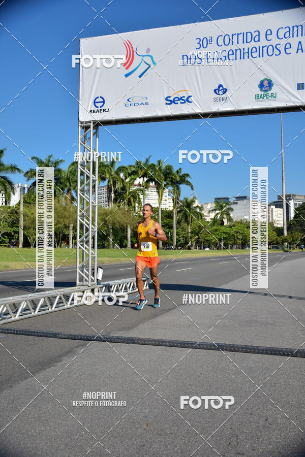 Buy your photos of the event30A CORRIDA DOS ENGENHEIROS E ARQUITETOS on Fotop