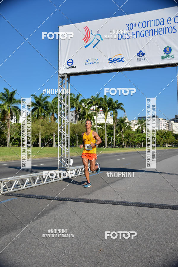 Buy your photos of the event30A CORRIDA DOS ENGENHEIROS E ARQUITETOS on Fotop