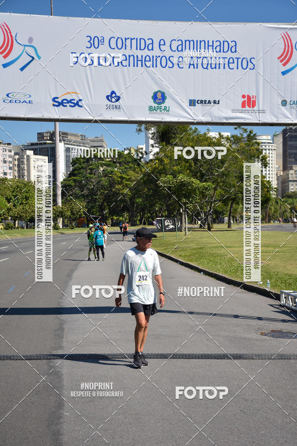 Buy your photos of the event30A CORRIDA DOS ENGENHEIROS E ARQUITETOS on Fotop