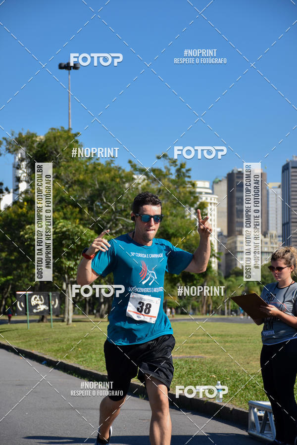 Buy your photos of the event30A CORRIDA DOS ENGENHEIROS E ARQUITETOS on Fotop
