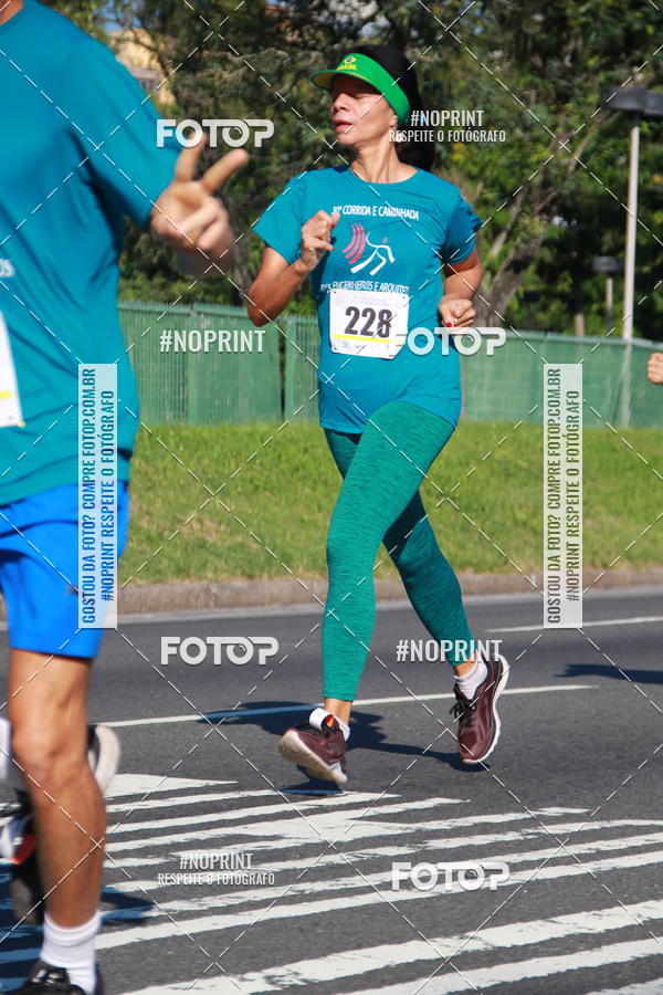 Buy your photos of the event30A CORRIDA DOS ENGENHEIROS E ARQUITETOS on Fotop
