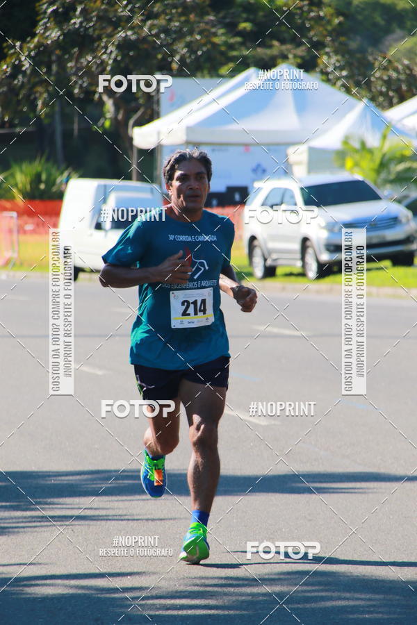 Buy your photos of the event30A CORRIDA DOS ENGENHEIROS E ARQUITETOS on Fotop