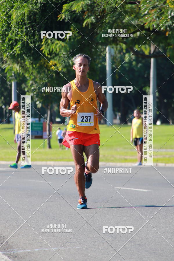 Buy your photos of the event30A CORRIDA DOS ENGENHEIROS E ARQUITETOS on Fotop