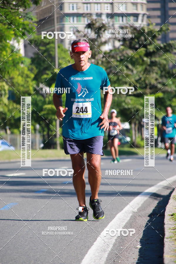 Buy your photos of the event30A CORRIDA DOS ENGENHEIROS E ARQUITETOS on Fotop