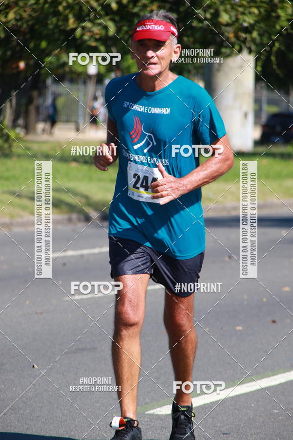 Buy your photos of the event30A CORRIDA DOS ENGENHEIROS E ARQUITETOS on Fotop