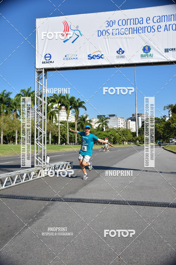 Buy your photos of the event30A CORRIDA DOS ENGENHEIROS E ARQUITETOS on Fotop