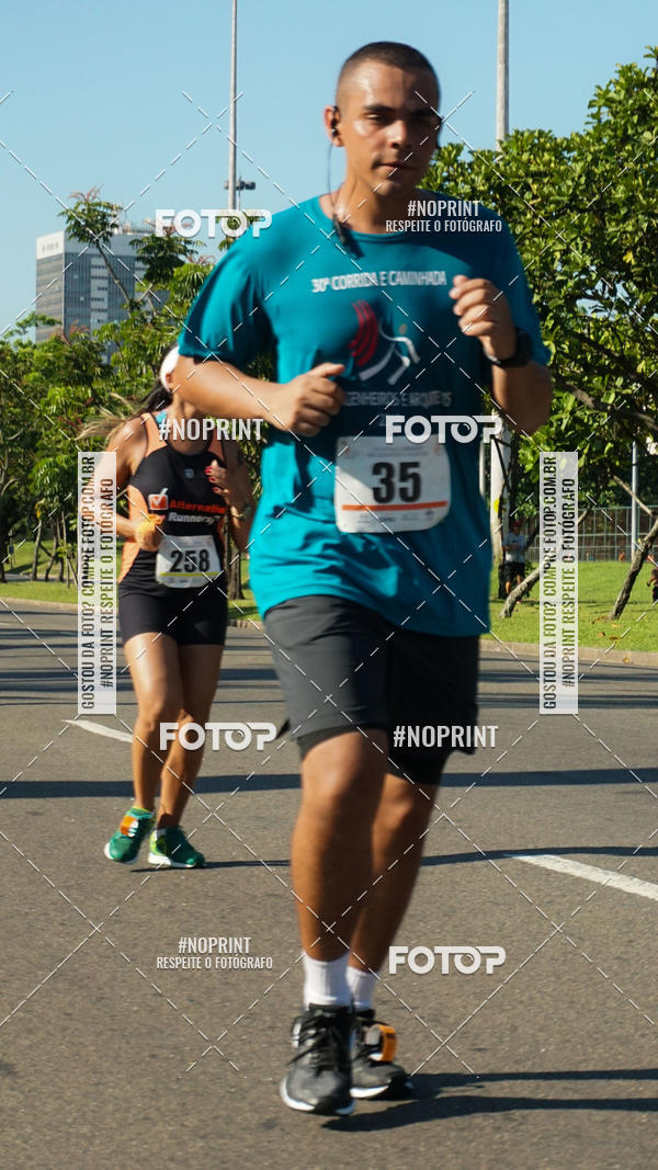 Buy your photos of the event30A CORRIDA DOS ENGENHEIROS E ARQUITETOS on Fotop