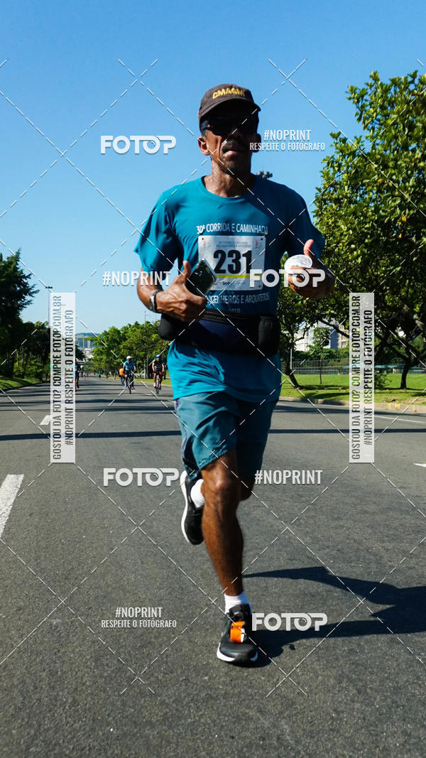 Buy your photos of the event30A CORRIDA DOS ENGENHEIROS E ARQUITETOS on Fotop
