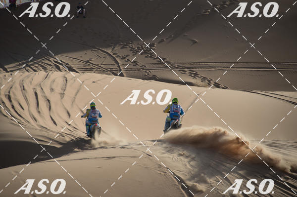 Buy your photos of the eventMerzouga Rally on Fotop