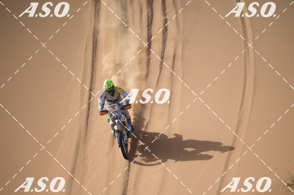 Buy your photos of the eventMerzouga Rally on Fotop