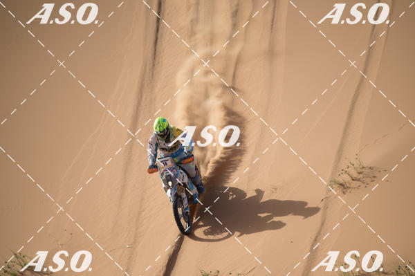 Buy your photos of the eventMerzouga Rally on Fotop