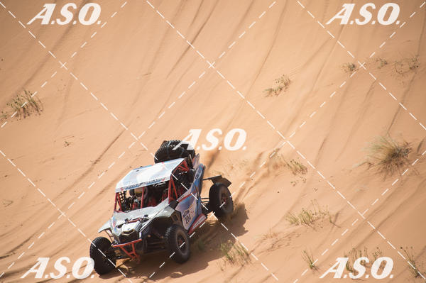 Buy your photos of the eventMerzouga Rally on Fotop