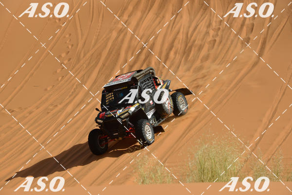 Buy your photos of the eventMerzouga Rally on Fotop