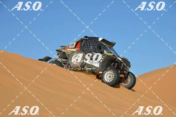 Buy your photos of the eventMerzouga Rally on Fotop