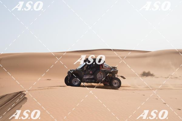 Buy your photos of the eventMerzouga Rally on Fotop