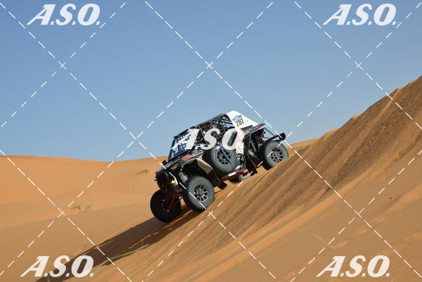 Buy your photos of the eventMerzouga Rally on Fotop