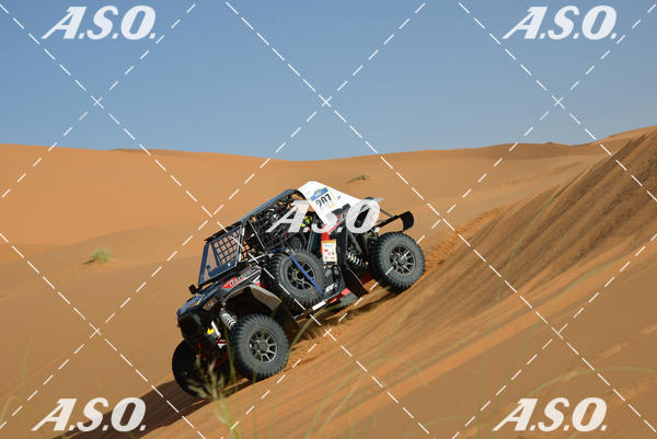 Buy your photos of the eventMerzouga Rally on Fotop