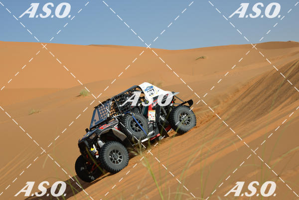 Buy your photos of the eventMerzouga Rally on Fotop