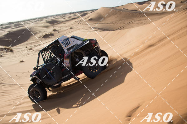 Buy your photos of the eventMerzouga Rally on Fotop