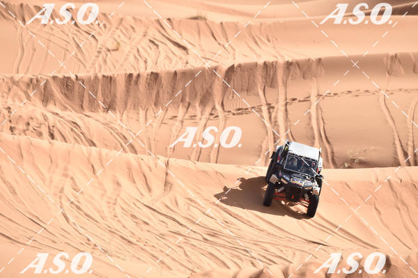 Buy your photos of the eventMerzouga Rally on Fotop