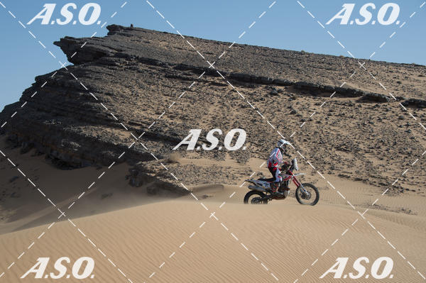 Buy your photos of the eventMerzouga Rally on Fotop