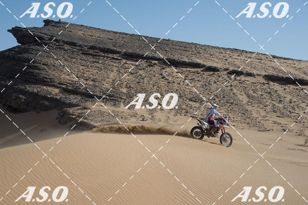 Buy your photos of the eventMerzouga Rally on Fotop