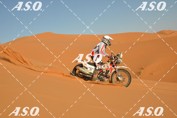 Buy your photos of the eventMerzouga Rally on Fotop