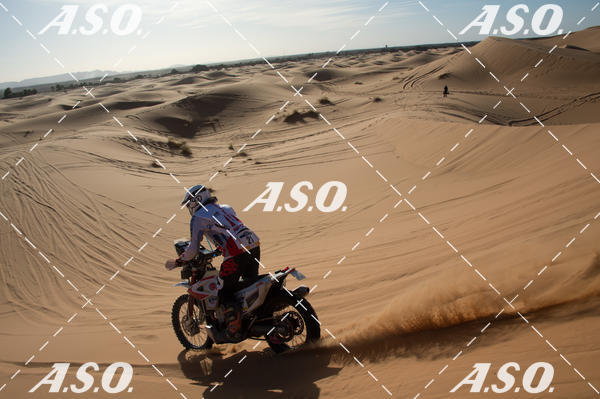 Buy your photos of the eventMerzouga Rally on Fotop