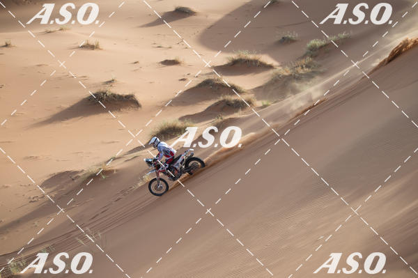 Buy your photos of the eventMerzouga Rally on Fotop