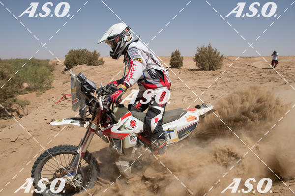 Buy your photos of the eventMerzouga Rally on Fotop