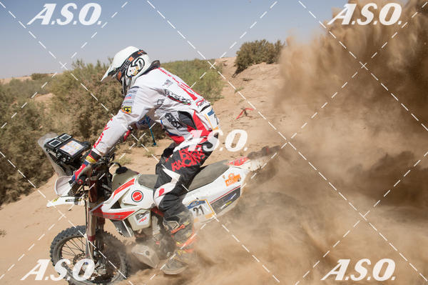 Buy your photos of the eventMerzouga Rally on Fotop
