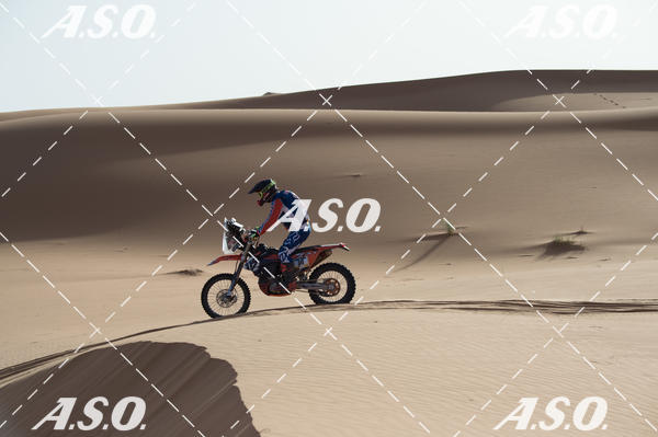 Buy your photos of the eventMerzouga Rally on Fotop
