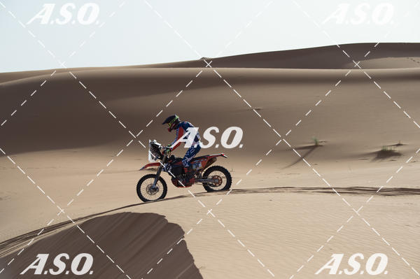 Buy your photos of the eventMerzouga Rally on Fotop