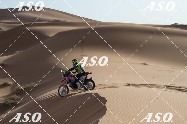 Buy your photos of the eventMerzouga Rally on Fotop