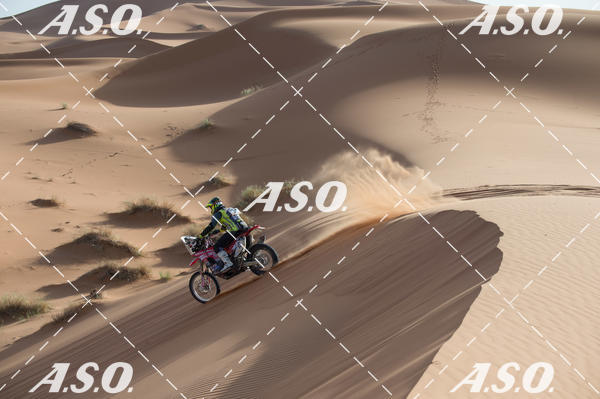 Buy your photos of the eventMerzouga Rally on Fotop
