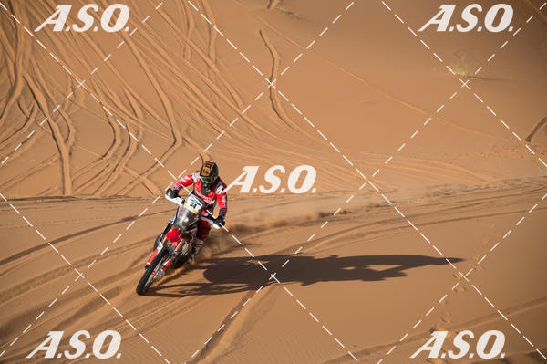 Buy your photos of the eventMerzouga Rally on Fotop