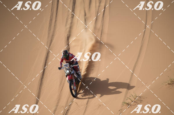 Buy your photos of the eventMerzouga Rally on Fotop