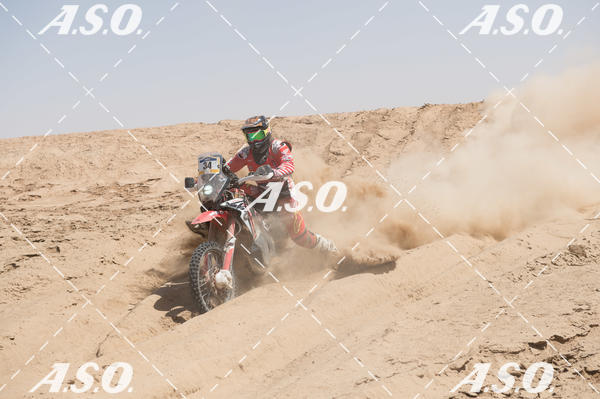 Buy your photos of the eventMerzouga Rally on Fotop